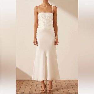 NWT- Shona Joy- Luxe Ruched Bodice Midi- White- size 6